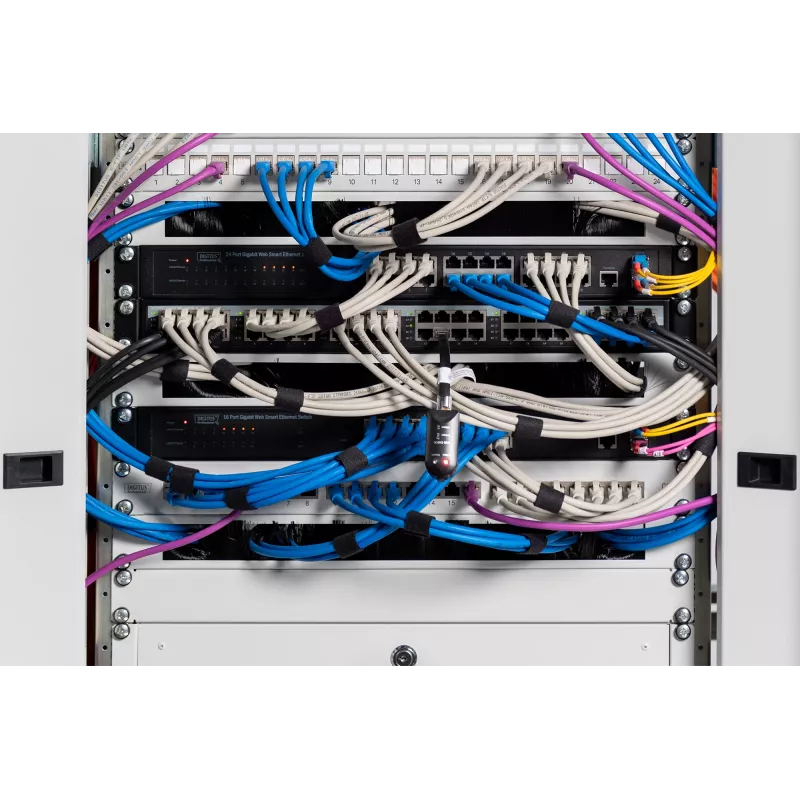 Slepý panel Digitus DN-19 BPN-01