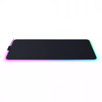 Herná podložka pod myš Razer Strider Chroma – polyesterový povrch, 370×900 mm, čierna, viacfarebné podsvietenie