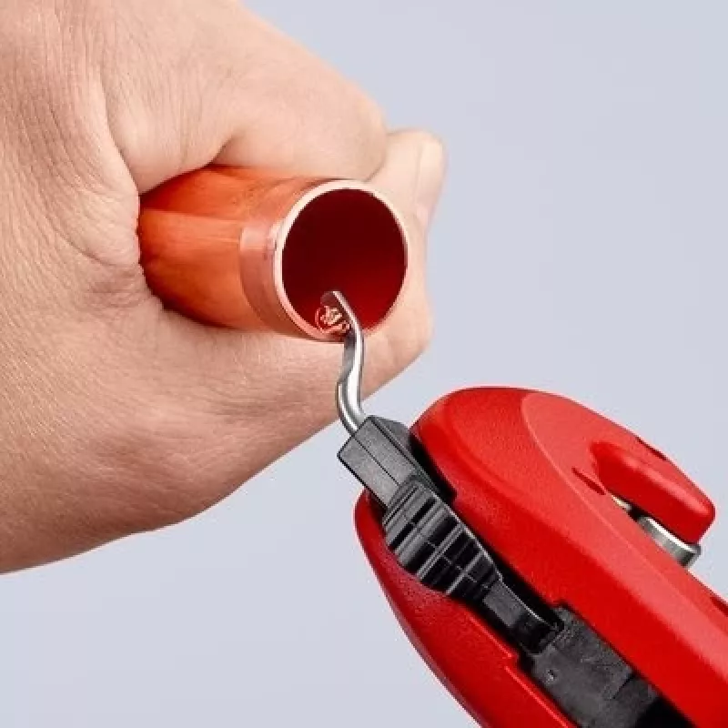 Knipex 90 31 02 SB ručný rezač rúr Pipecutter