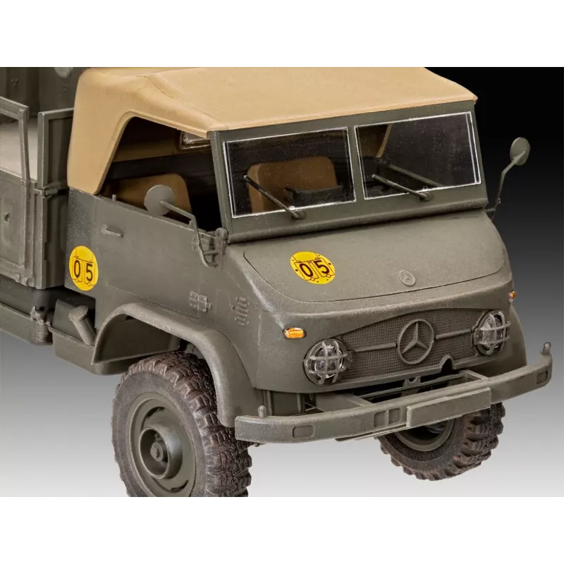 Plastový model vozidla UNIMOG 404 S 1/35