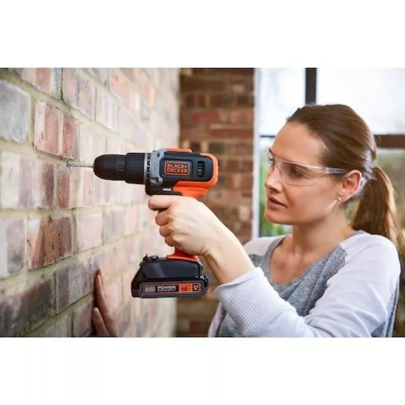 BLACK & DECKER | Akumulátorová vŕtačka/skrutkovač s batériou 2,0 Ah / 4,0 Ah | BCD003MEM2K-QW | 18 V | 2,0/4,0 Ah | lítiová