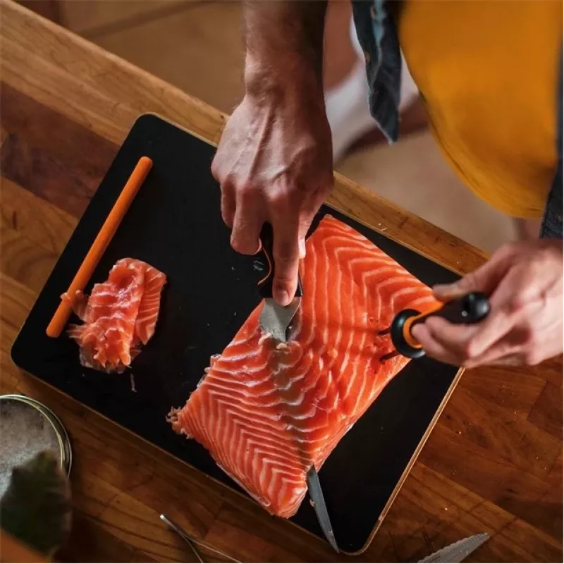 Fiskars 1057540 kuchynský nôž nehrdzavejúca oceľ 1 kus filé nôž