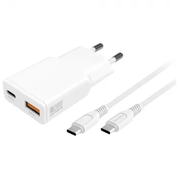 AC Indoor Mobile Device Charger 4smarts 541509 — 100–240V, USB-A + USB-C, 1.5 m kábel, rýchlonabíjanie, biela
