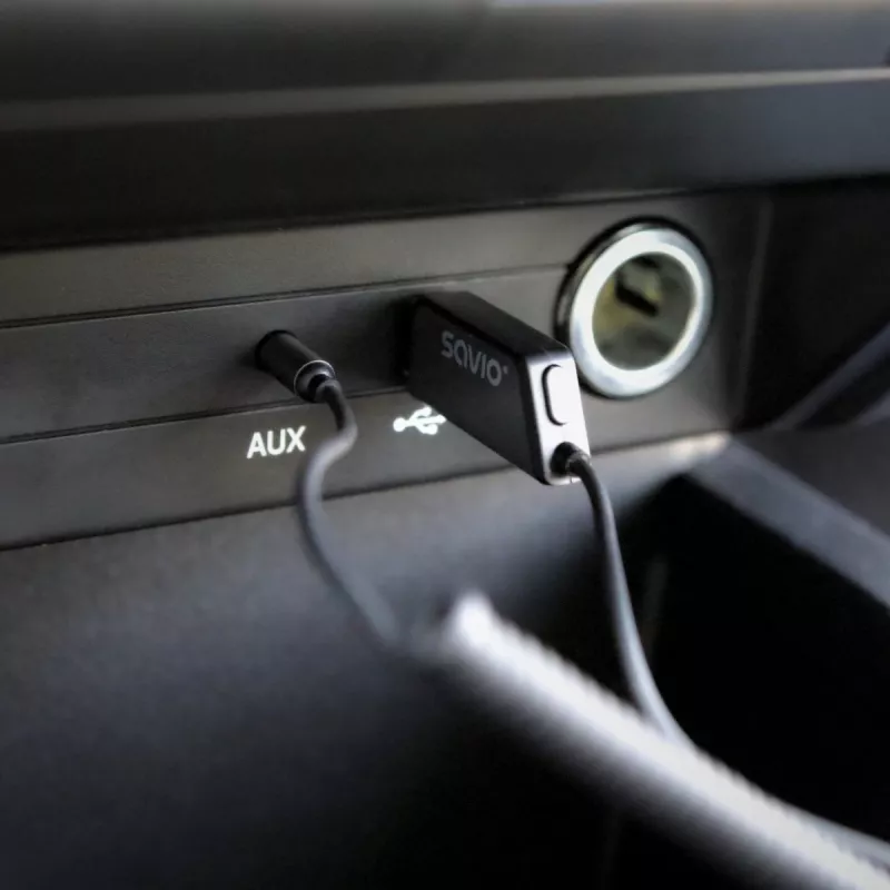 Savio TR-16 vysielač AUX adaptér s funkciou handsfree, Bluetooth 5.3, Google Assistant/Siri