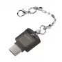USB-C na microSD čítačka kariet ako kľúčenka