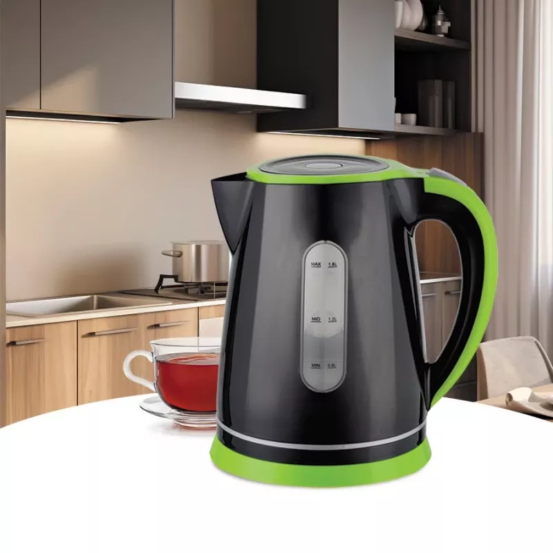 Elektrická rýchlovarná kanvica Maestro MR-058-čierna — objem 1,8 L, výkon 2000 W