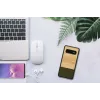 Puzdro na smartphone man and wood pre Galaxy S10 — Bamboo Forest čierna