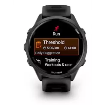 Smart hodinky GARMIN Forerunner 570 — 47 mm puzdro z bridlicovo sivého hliníka, priesvitný čierny silikónový remienok