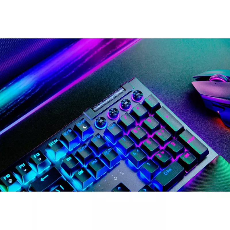 Razer BlackWidow V4 Pro klávesnica herná USB QWERTZ nemecká čierna