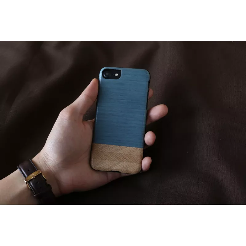 Puzdro Man&Wood iPhone 7/8