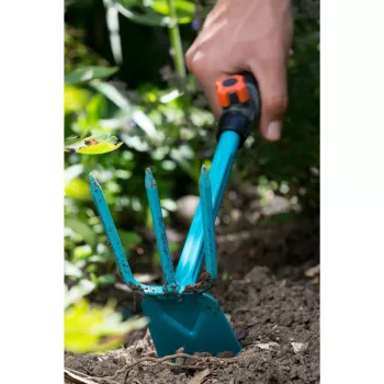 Gardena 08915-20 - ťahacia motyka - lichobežníková - oceľ - modrá - čierna/oranžová (08915-20)
