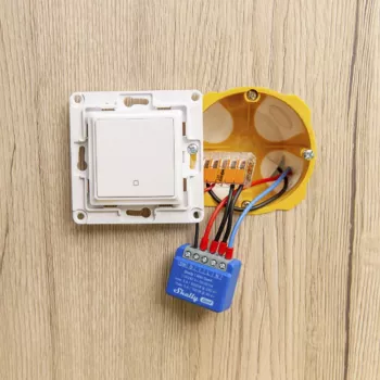 Inteligentný spínač Shelly 1 Mini Gen4 1P bezdrôtový 110–240 V 50–60 Hz 1,2 W Bluetooth Wi‑Fi ZigBee 34×16×29 mm