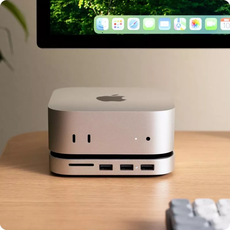 Satechi dokovacia stanica/replikátor portov pre notebook ST-GNMMES — káblový USB 3.2 Gen 2 Type-C hub, USB-A & SD, strieborný