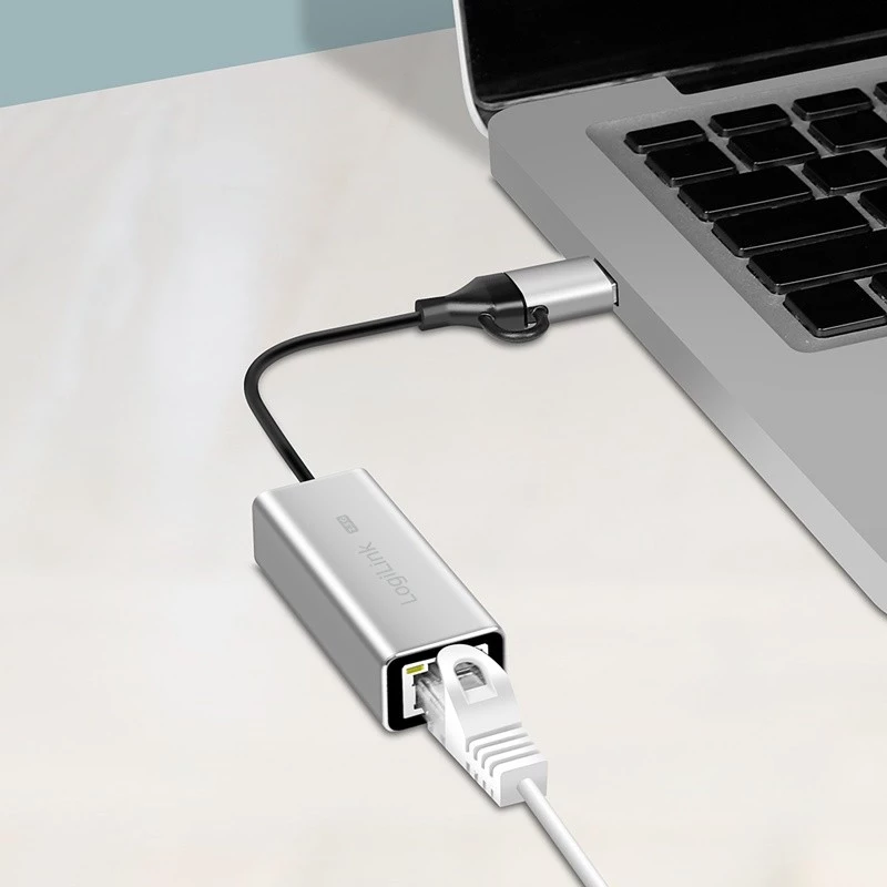 USB-A/-C na 2,5G Ethernet adaptér, sivý