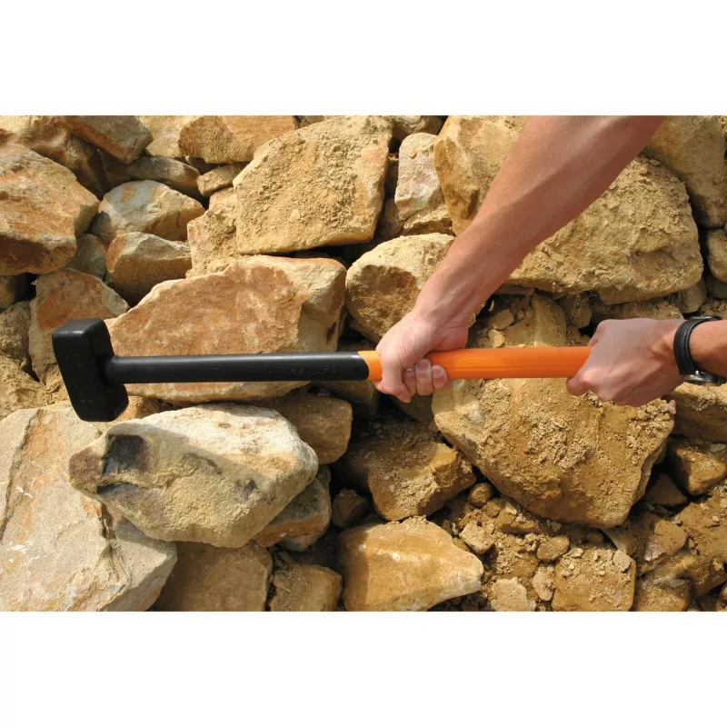 Fiskars perlík L