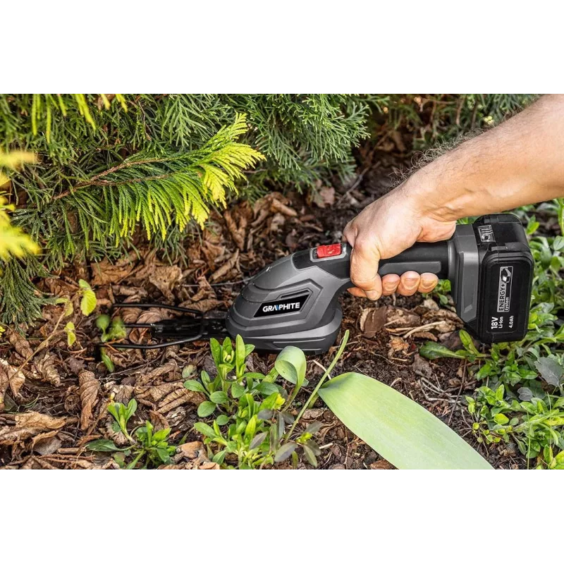 Elektrické nožnice na živý plot GRAPHITE 58GE119, hmotnosť 1,09 kg, hĺbka rezu 265 mm