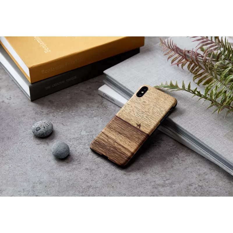 Puzdro na smartphone man and wood pre iPhone XS Max — terra čierna