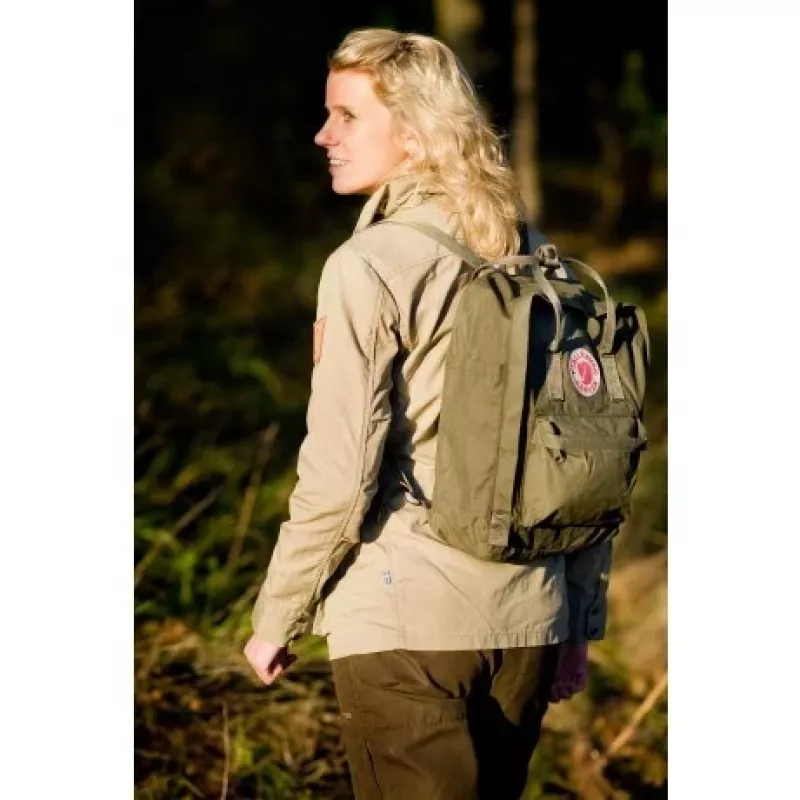 Fjällräven Kånken batoh grafitový vinylon zips