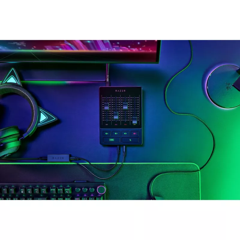 Razer digitálny mixpult 4-kanálový (RZ19-03860100-R3M1)
