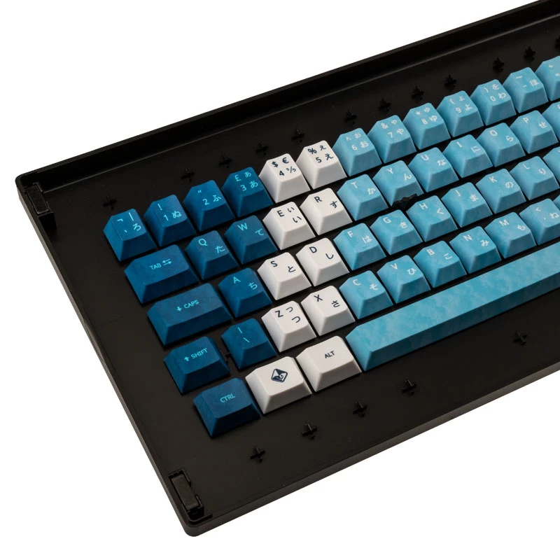 Sada keycapov Traitors YUKI ONNA (UK rozloženie) – dizajnérske keycapy pre mechanické klávesnice