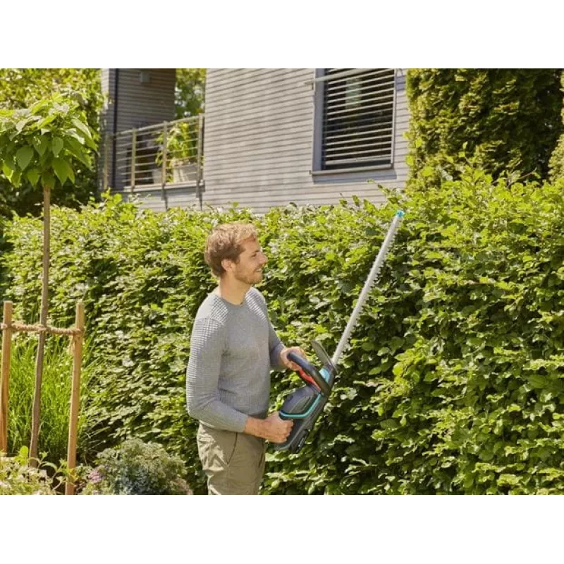 Nožnice na živý plot Gardena ComfortCut 60/18V P4A