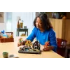 LEGO ICONS 11372 Jesenná záhrada pri chalúpke