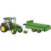 Model traktora BRUDER John Deere 5115 M s vyklápacím prívesom