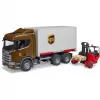 Logistický kamión Scania Super 560R UPS s vysokozdvižným vozíkom