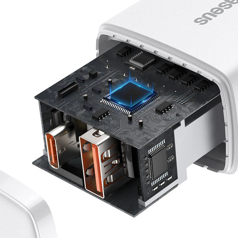 Nástenná nabíjačka Baseus Compact 1x USB-A + 1x USB-C 3A, kompaktný cestovný adaptér