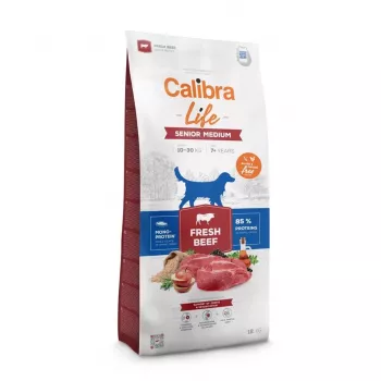 Suché krmivo Calibra Life Senior Medium čerstvé hovädzie 12 kg — pre stredne veľké plemená, staršie psy, 26 % bielkovín, 12 % tuku