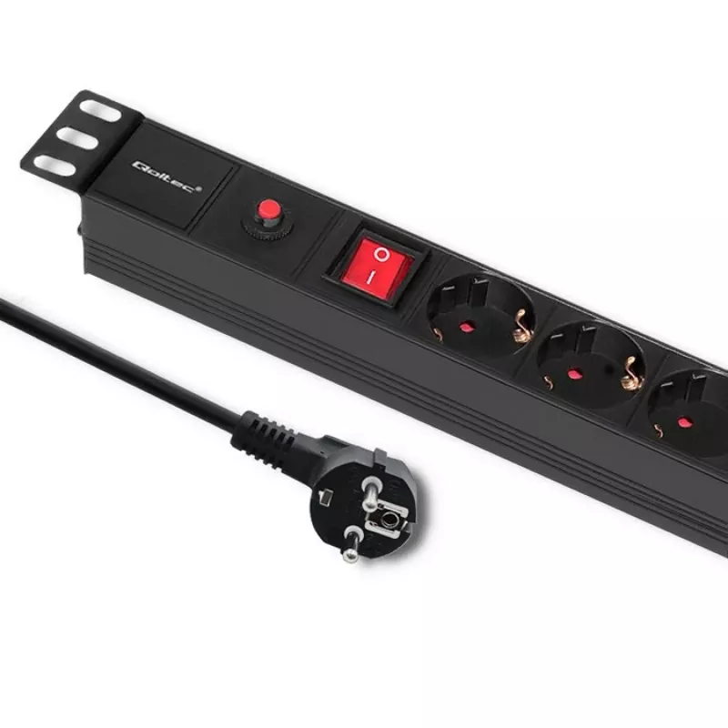Qoltec 53993 19-palcová 1U rack PDU s prepäťovou ochranou, 6x Schuko, 16 A, 2 m, čierna