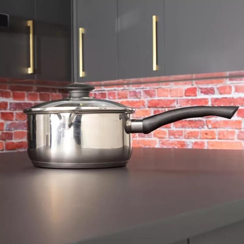 Russell Hobbs RH02632EU7 nerezový hrniec 18 cm