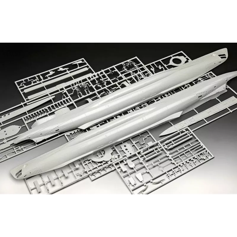 Plastový modelársky set REVELL Nemecká ponorka Typ VII C/41 1:72