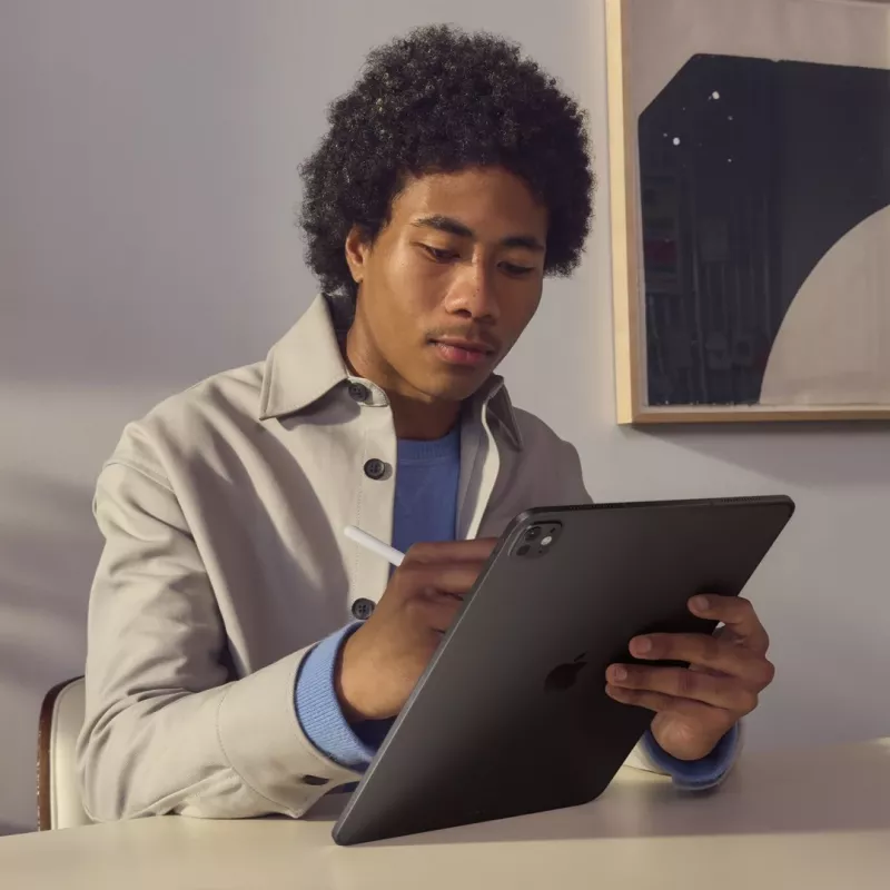 Apple iPad 11-palcový Pro WiFi + Cellular 2TB s nano-texturovaným sklom – strieborná