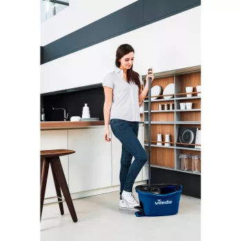 Mop na podlahu VILEDA TurEasyWring & Clean Box 167756 s vedrom a žmýkačom