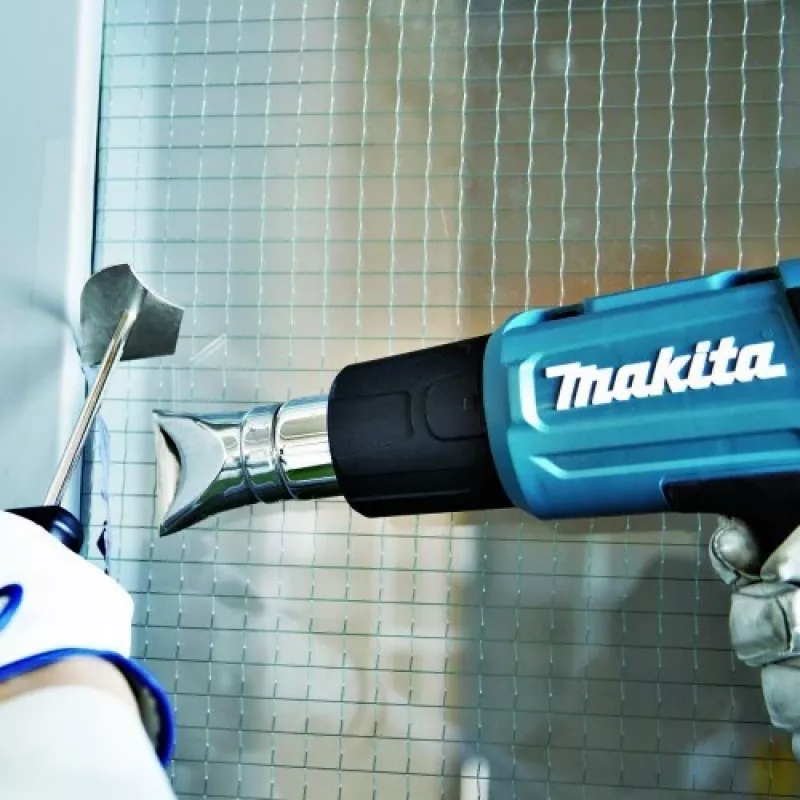 Makita 500° teplovzdušná pištoľ