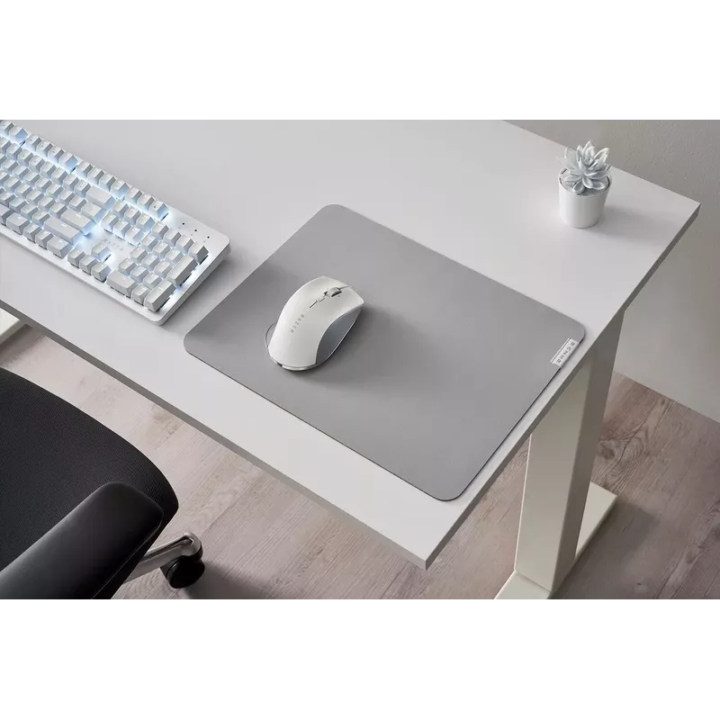Razer PRO GLIDE podložka pod myš sivá (RZ02-03331500-R3M1)