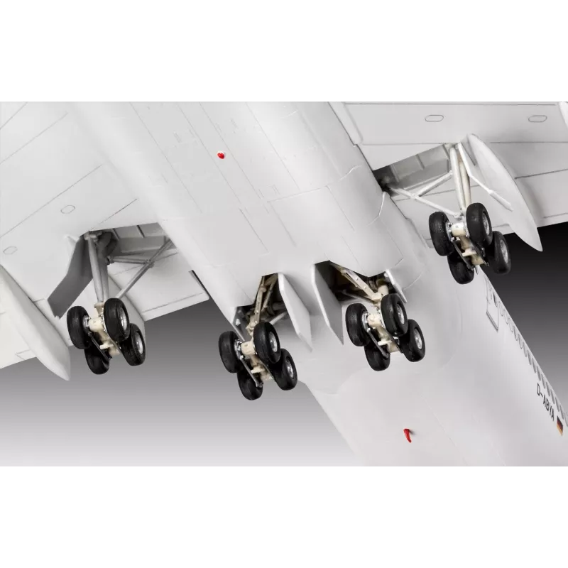 Lietadlo Revell Boeing 747-8 Lufthansa New Livery