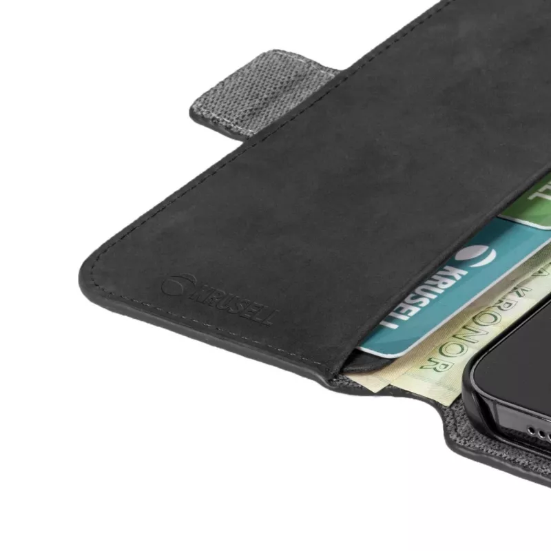 Peňaženkové puzdro Krusell 62396 pre iPhone 13 Pro Max 17 cm čierne
