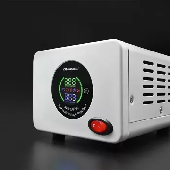 Qoltec 50724 automatický stabilizátor napätia AVR 2000VA