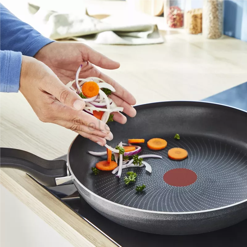 Panvica Tefal H05606 nepriľnavý povrch 28 cm, ľahká panvica na každý deň