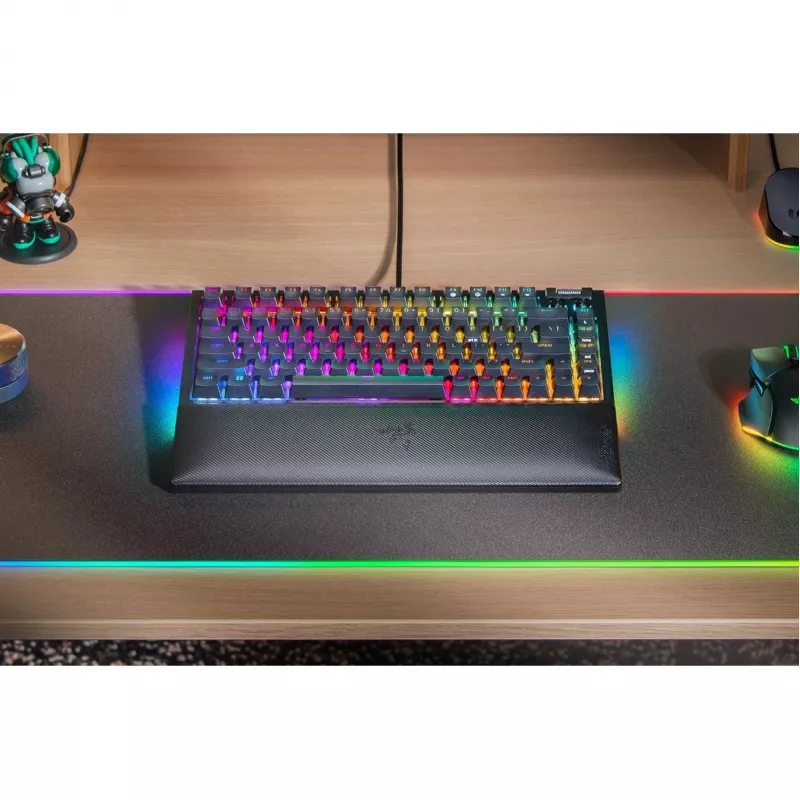 Klávesnica Razer BlackWidow V4 Gaming USB QWERTY US English čierna