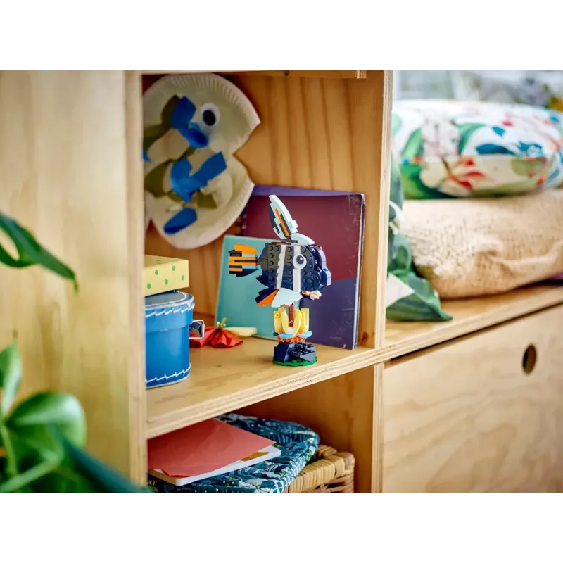 Stavebná hračka LEGO Creator 3-in-1 Divé zvieratá tropický tukan set 31173