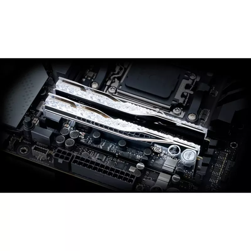 DIMM 32 GB DDR5-6400 (2x 16 GB) Dual-Kit, pamäť strieborná, F5-6400J3039G16GX2-TR5NS, Trident Z5 Royal Neo, AMD EXPO