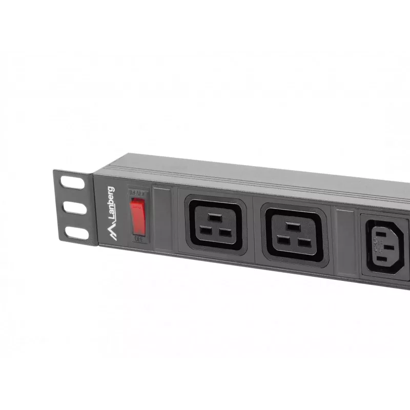 Racková napájacia rozvodná jednotka LANBERG PDU-02I1908I-0200-C20-BK — 1U, 10×C13, 16A, 2 m kábel, 19 inch