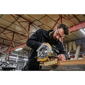DeWALT DWE560 ručná okružná píla 18,4 cm 5500 ot/min 1350 W
