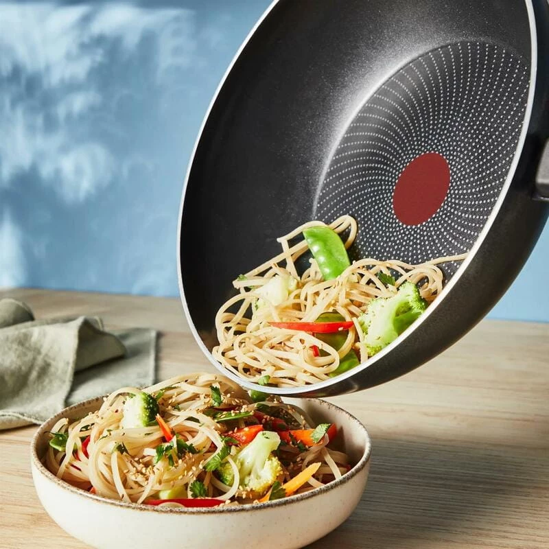 Wok panvica Tefal So Light 28 cm — indukcia, nepriľnavý povrch, ľahká