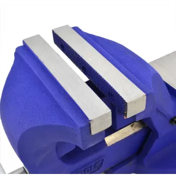 Otočný priemyselný zverák AWTools 1010154 — šírka čeľustí 150 mm (6