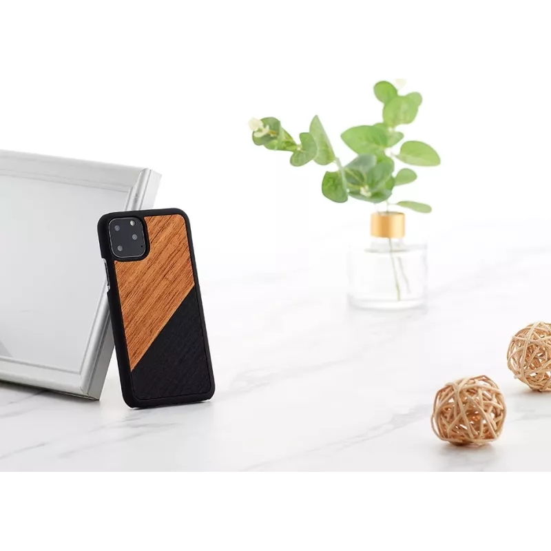 Puzdro na smartphone man and wood pre iPhone 11 Pro — Western čierna