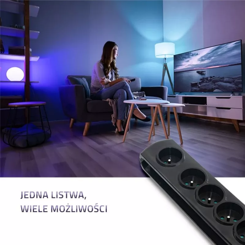 Prepäťová ochrana Qoltec 50171 čierna 7 AC zásuviek 230V 1,5m